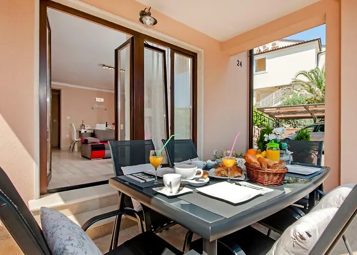 Apartment Villa Baric 4412